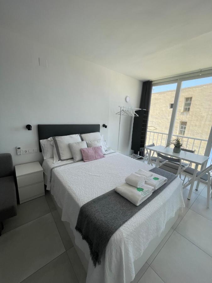 Apartamento Con Vistas Al Mar A Metros De La Playa Carihuela Soleil Lägenhet Torremolinos Exteriör bild