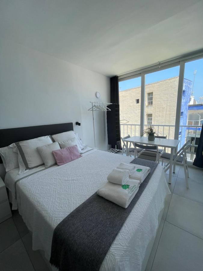 Apartamento Con Vistas Al Mar A Metros De La Playa Carihuela Soleil Lägenhet Torremolinos Exteriör bild