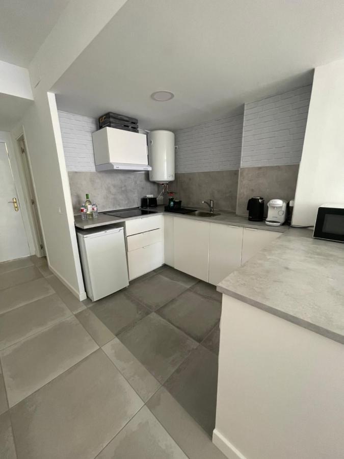 Apartamento Con Vistas Al Mar A Metros De La Playa Carihuela Soleil Lägenhet Torremolinos Exteriör bild