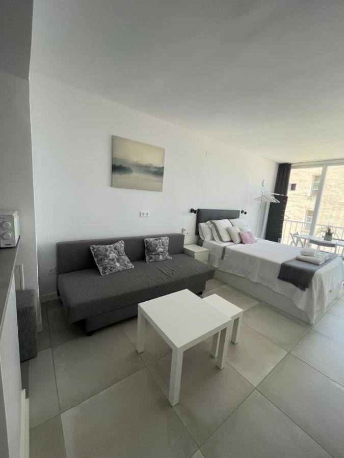 Apartamento Con Vistas Al Mar A Metros De La Playa Carihuela Soleil Lägenhet Torremolinos Exteriör bild