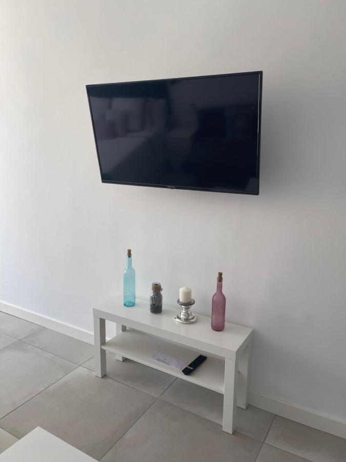 Apartamento Con Vistas Al Mar A Metros De La Playa Carihuela Soleil Lägenhet Torremolinos Exteriör bild