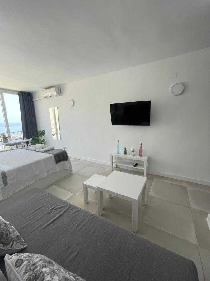 Apartamento Con Vistas Al Mar A Metros De La Playa Carihuela Soleil Lägenhet Torremolinos Exteriör bild